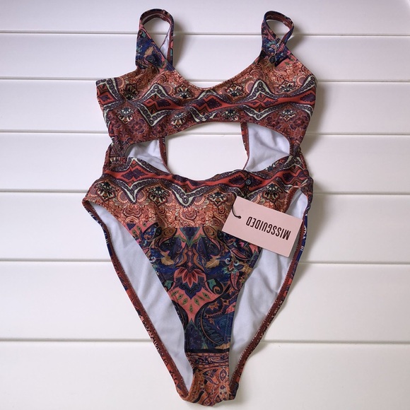 NWT missguided one piece Paisley  cut out Swimsuit - Picture 3 of 13